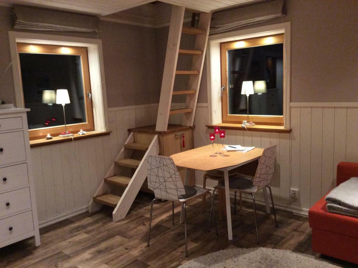 Mysig Och Modern Stuga Pa Snoegard, Naera Havet Och Naturen Lur  外观 照片