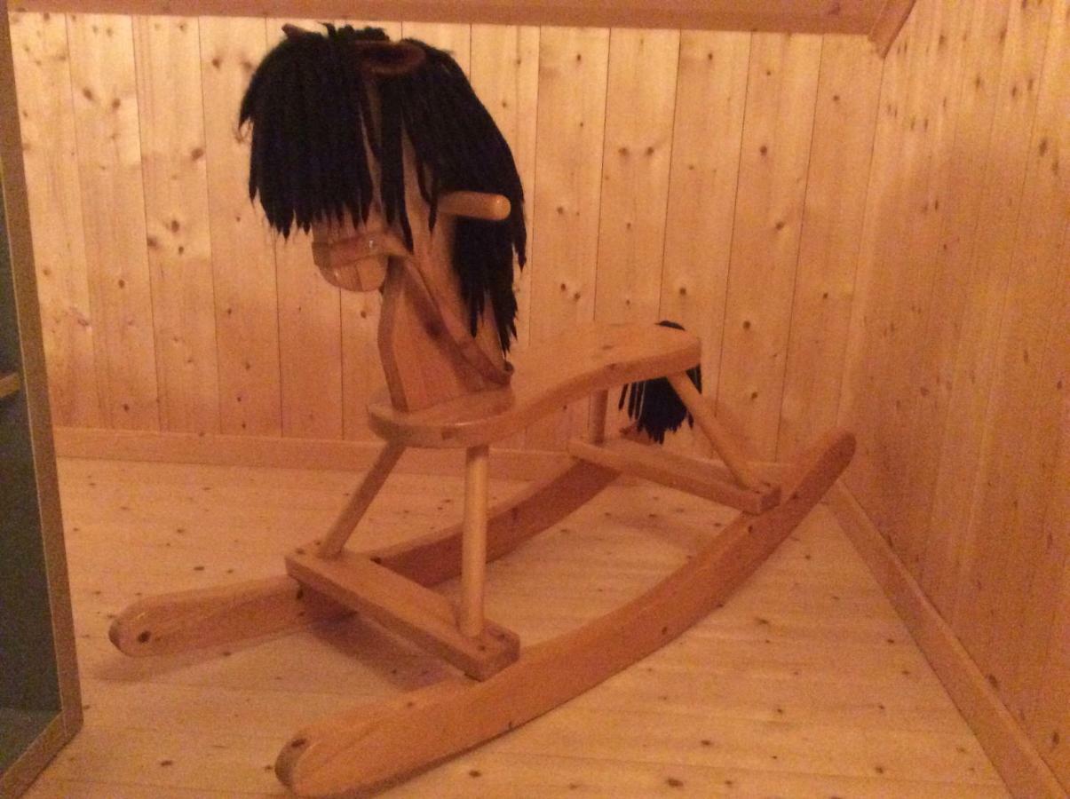 Mysig Och Modern Stuga Pa Snoegard, Naera Havet Och Naturen Lur  外观 照片